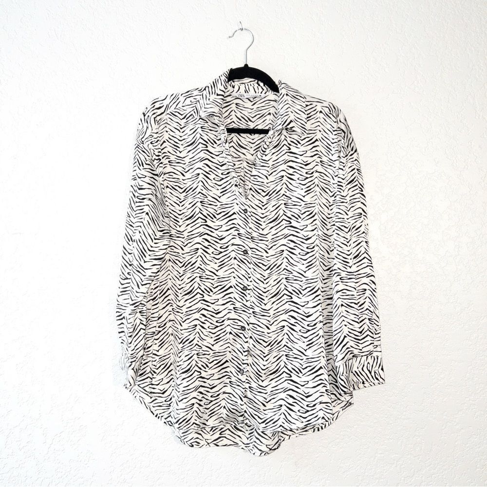 Zara Black & White Zebra Print Silky Button Up Shirt size‎ XS